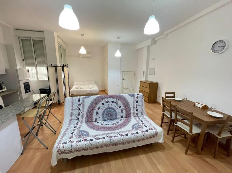 Flat In Atarazanas - Souv Apartament Màlaga