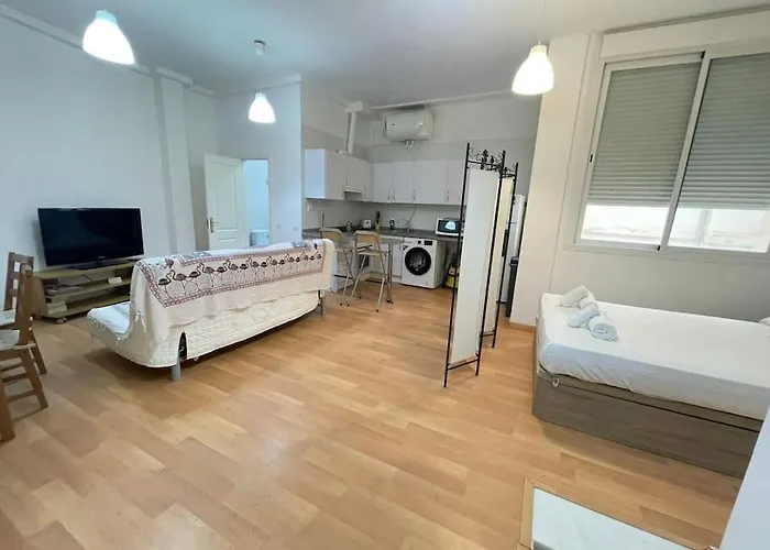 Nice Flat In Atarazanas - Souv